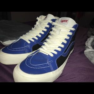 Vans sk8 hi like new size 11